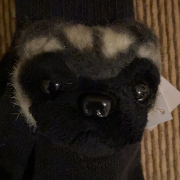 Puppy at Heart “PUG” Child’s mittens NEW - Picture 5 of 11